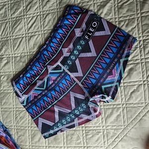 Fleo Shorts Tribe Vibes OG SL Small VGUC